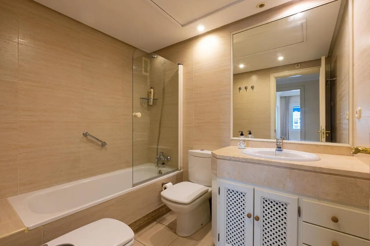 Appartement Puerto Banus, Marina Banus, 2Br, 2Bth, Pool, Parking, Marbella, 1J