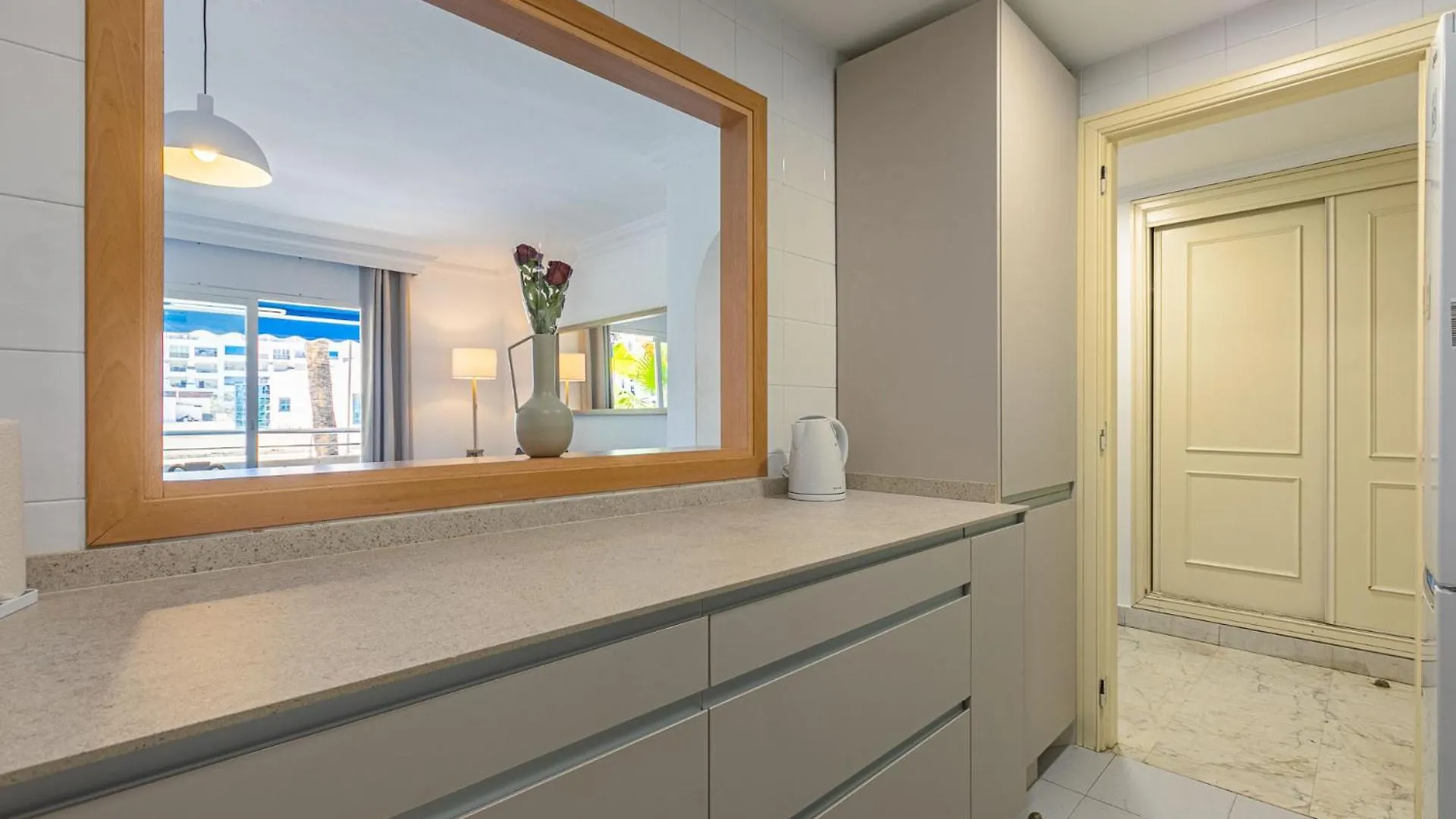 Appartement Puerto Banus, Marina Banus, 2Br, 2Bth, Pool, Parking, Marbella, 1J