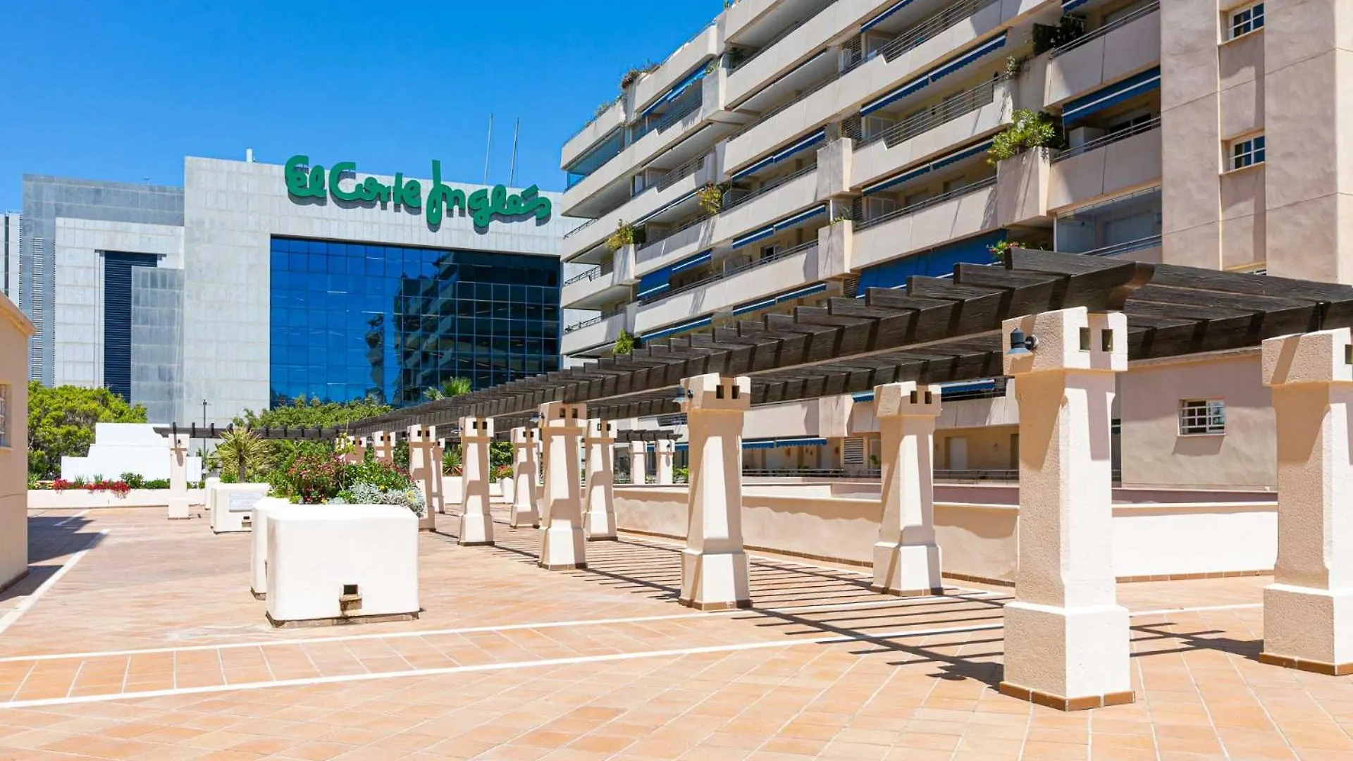 Puerto Banus, Marina Banus, 2Br, 2Bth, Pool, Parking, Marbella, 1J Apartman